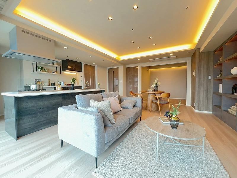 2LDK apartment in Koto Ward, Tokyo - Photo 1