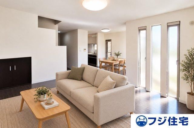 3LDK house in Kita Ward, Sakai, Osaka - Photo 1