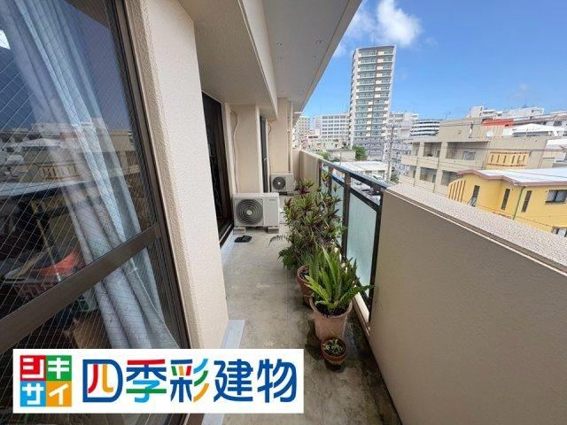 4LDK apartment in Urasoe, Okinawa - Photo 1