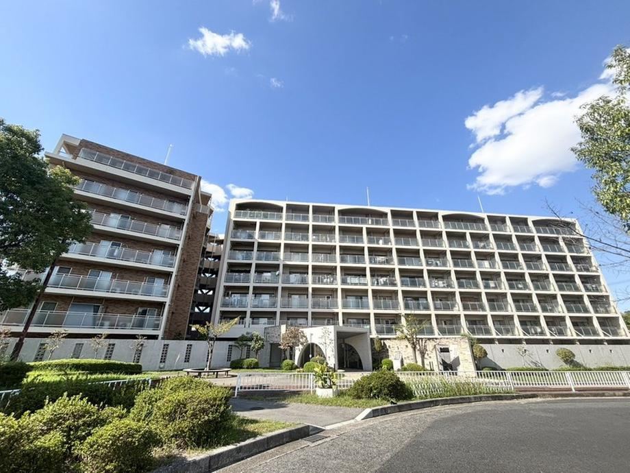 3LDK apartment in Kawai, Kitakatsuragi District, Nara - Photo 1