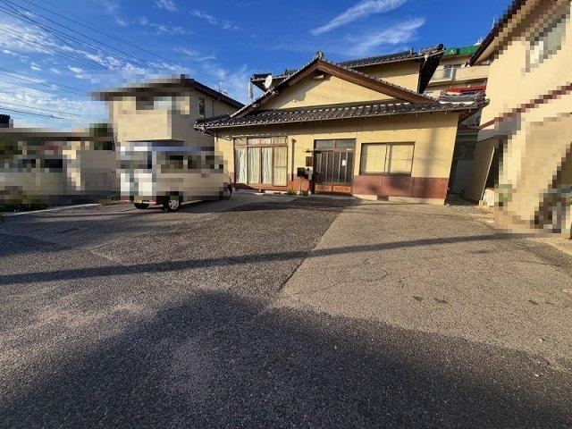 6DK house in Yonago, Tottori - Photo 1