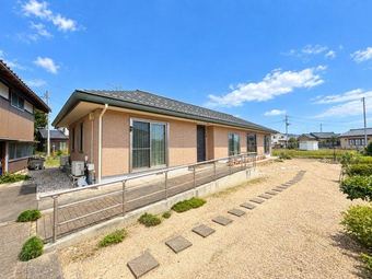 4LDK house in Gosen