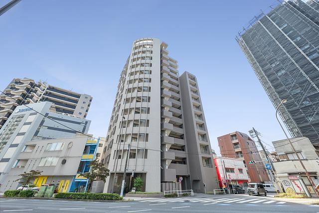 2LDK apartment in Itabashi Ward, Tokyo - Photo 1