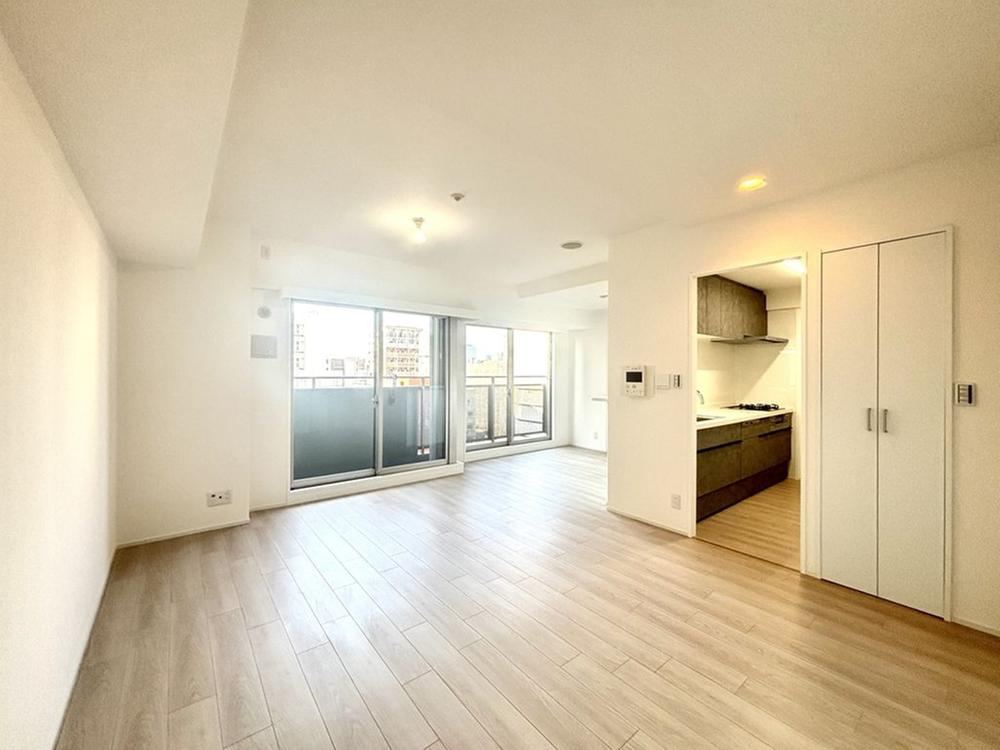 2LDK apartment in Chuo Ward, Osaka - Photo 1
