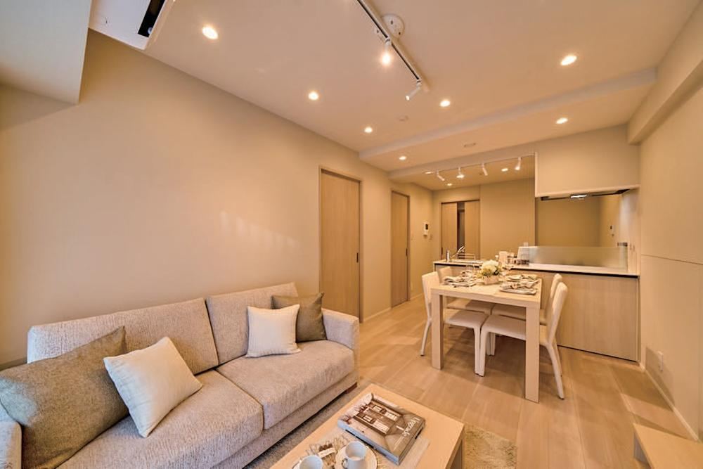 1LDK+S apartment in Chiyoda Ward, Tokyo - Photo 1