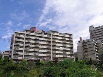 3LDK apartment in Kawanishi