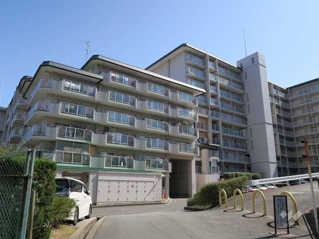 2LDK+S apartment in Ibaraki, Osaka - Photo 1
