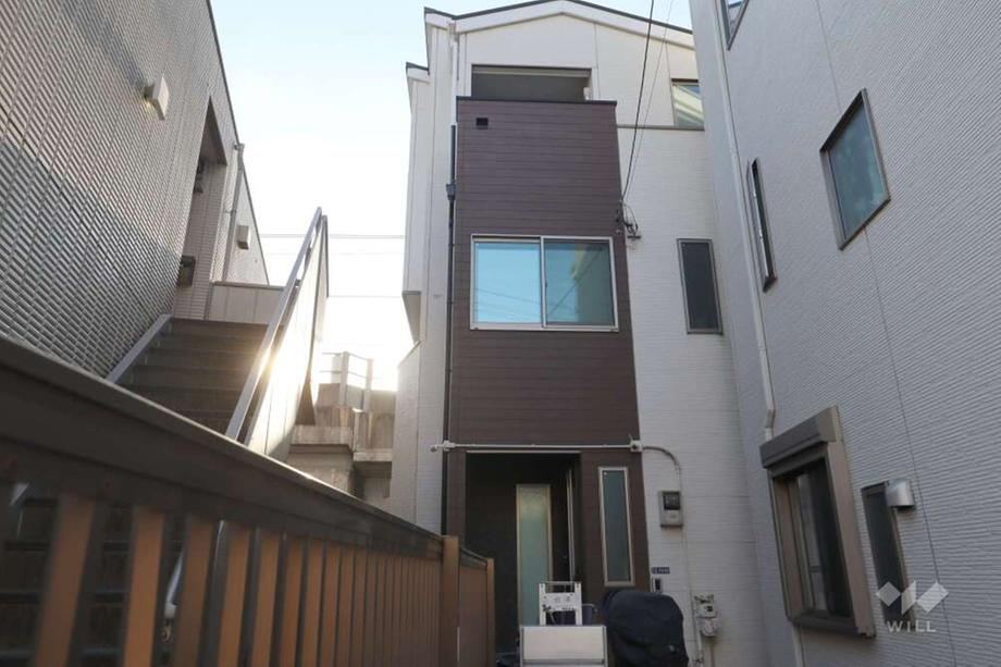 3LDK+S house in Kita Ward, Tokyo - Photo 1