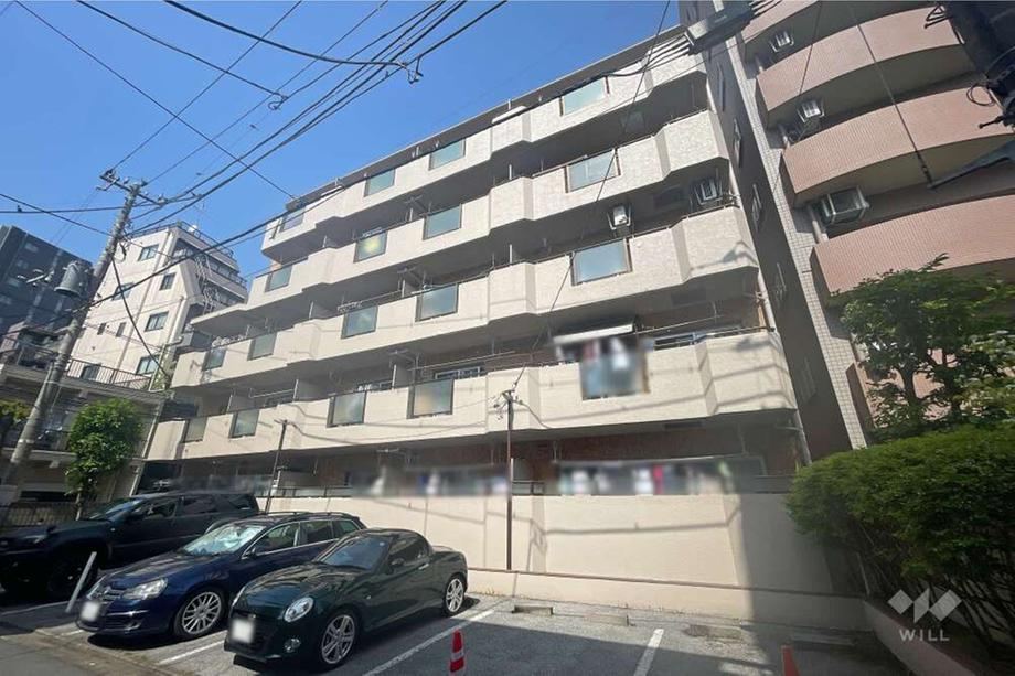 1LDK apartment in Minato Ward, Tokyo - Photo 1