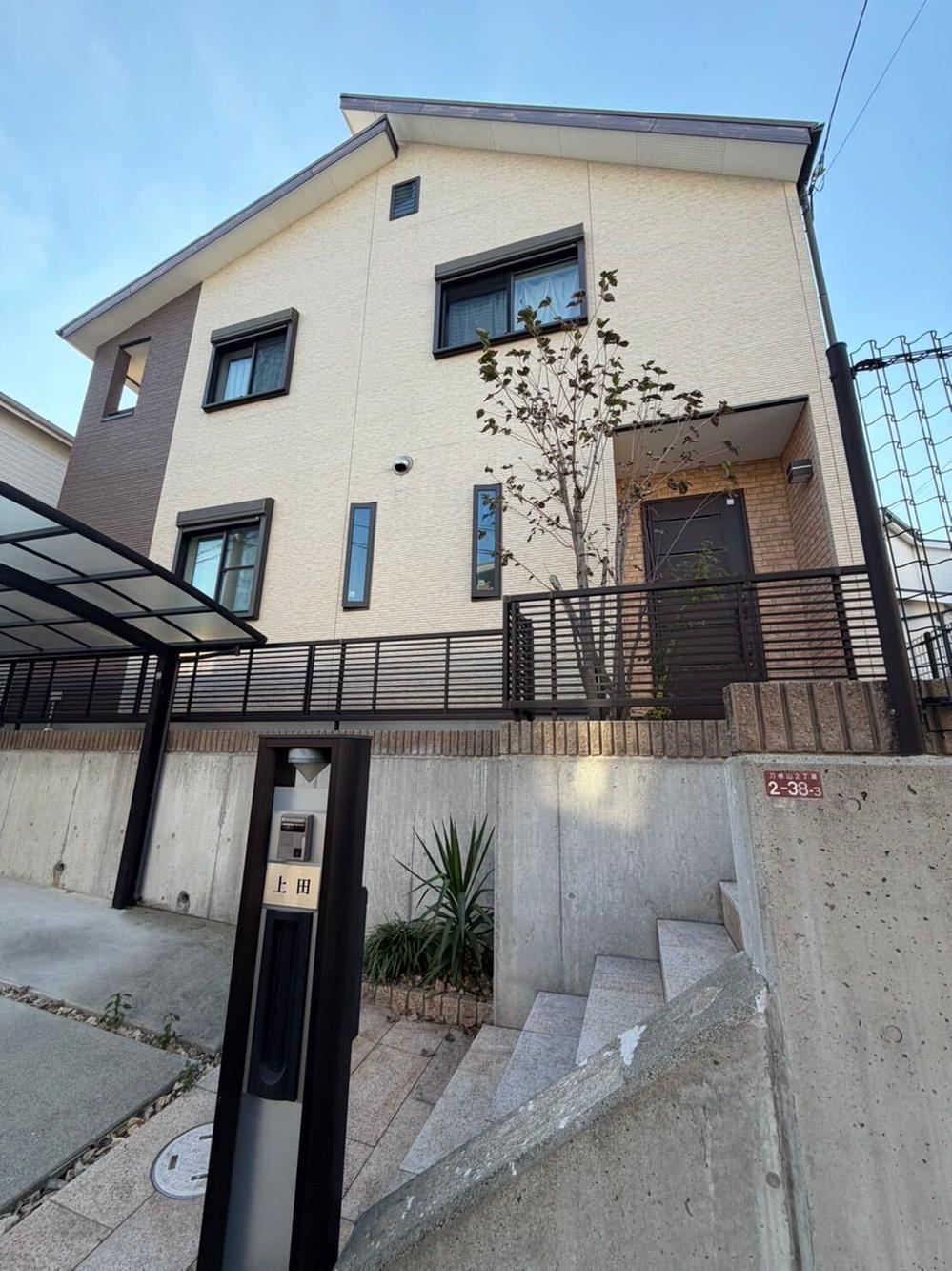 2LDK+S house in Toyonaka, Osaka - Photo 1