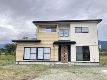 5LDK house in Nishiokitama District