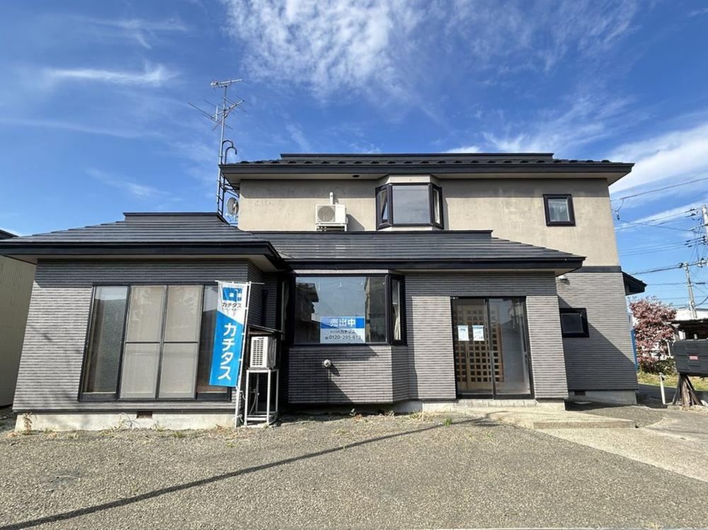 4LDK house in Hirosaki, Aomori - Photo 1