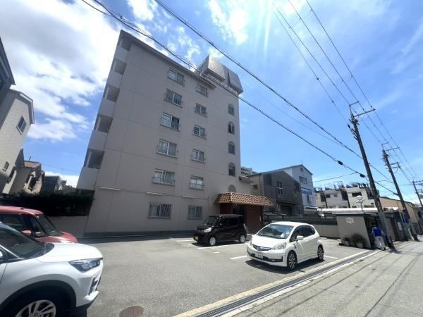 3DK apartment in Yodogawa Ward, Osaka - Photo 1