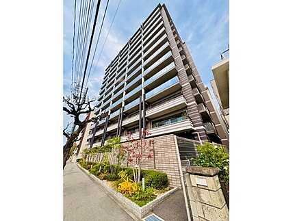 2LDK+S apartment in Naka Ward, Hiroshima - Photo 1