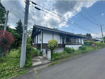 3LDK+S house in Zao, Katta District