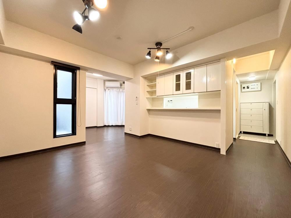 1LDK apartment in Shibuya Ward, Tokyo - Photo 1