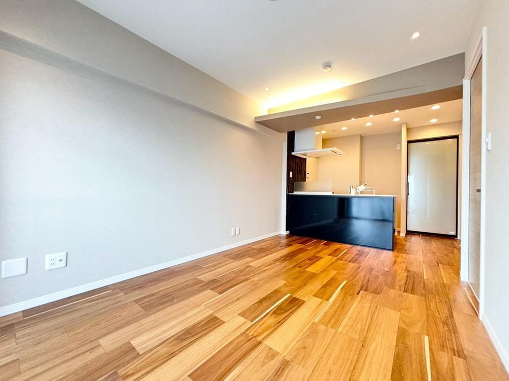 2LDK apartment in Itabashi Ward, Tokyo - Photo 1
