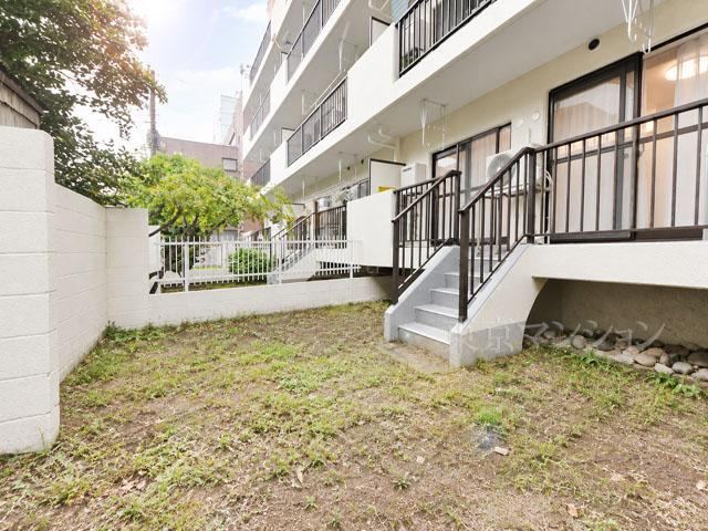 3LDK apartment in Suginami Ward, Tokyo - Photo 1