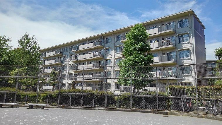 2LDK apartment in Yachiyo, Chiba - Photo 1