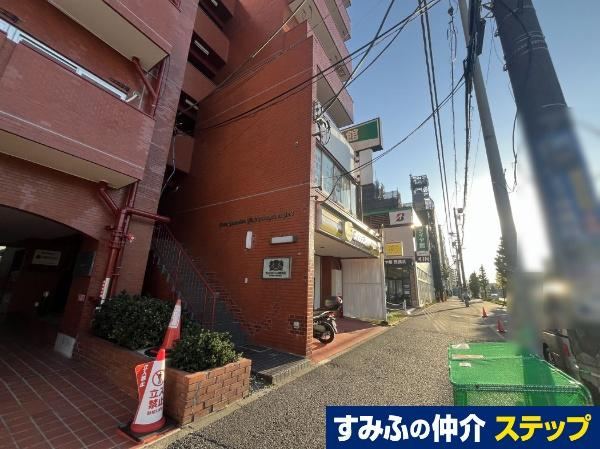 2LDK apartment in Nishi Ward, Yokohama, Kanagawa - Photo 1