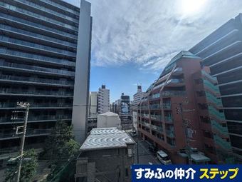 2LDK+S apartment in Nishi Ward, Yokohama