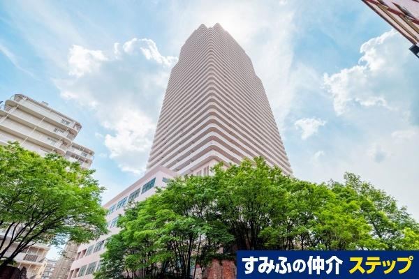 3LDK apartment in Joto Ward, Osaka - Photo 1
