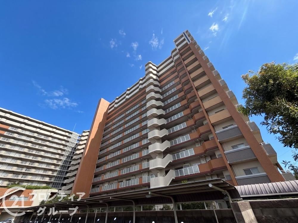 3LDK apartment in Daito, Osaka - Photo 1