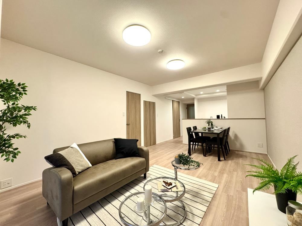 3LDK apartment in Higashinada Ward, Kobe, Hyogo - Photo 1