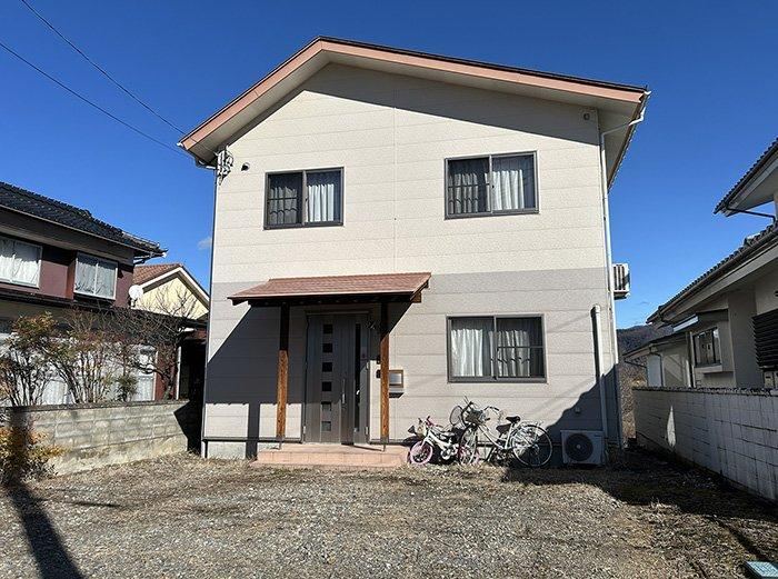 6LDK house in Chikuma, Nagano - Photo 1