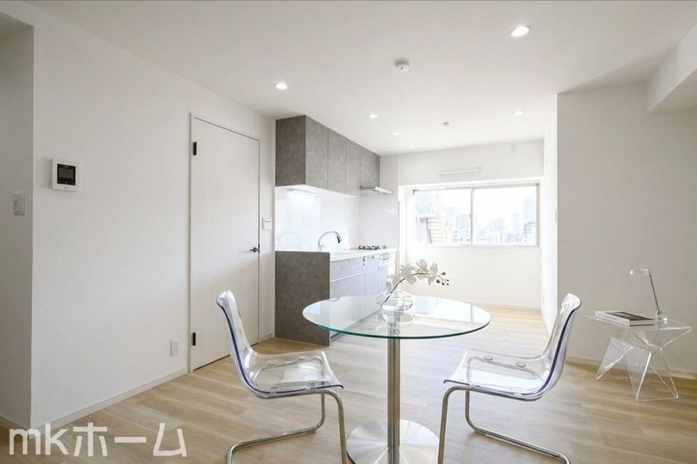2LDK apartment in Sumida Ward, Tokyo - Photo 1