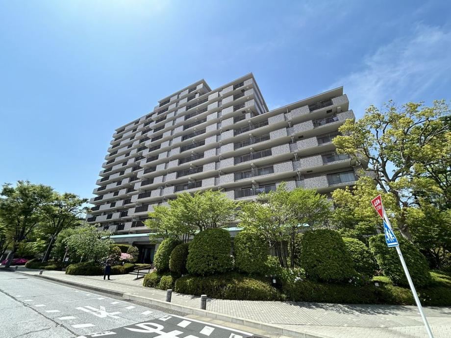 3LDK apartment in Hodogaya Ward, Yokohama, Kanagawa - Photo 1
