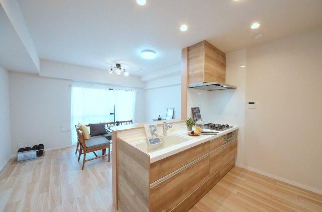 3LDK apartment in Naka Ward, Hiroshima - Photo 1