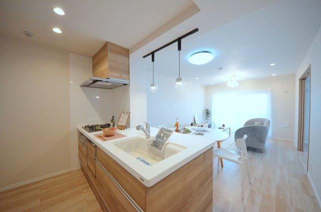 3LDK apartment in Nishi Ward, Hiroshima - Photo 1