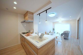 3LDK apartment in Nishi Ward