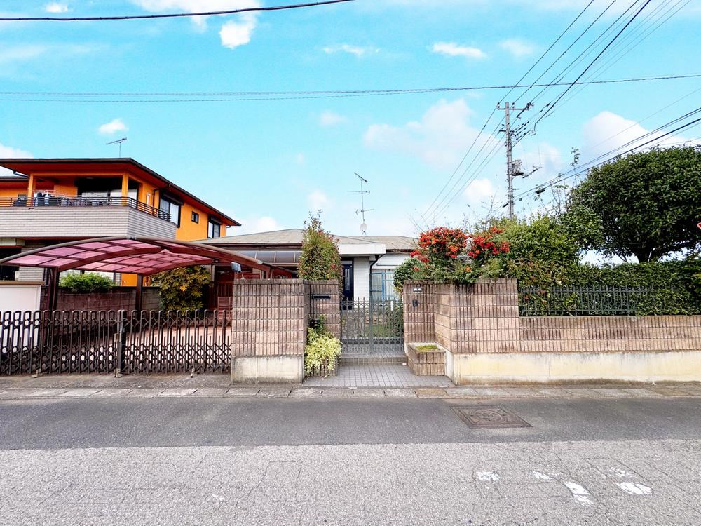 3LDK house in Ota, Gunma - Photo 1