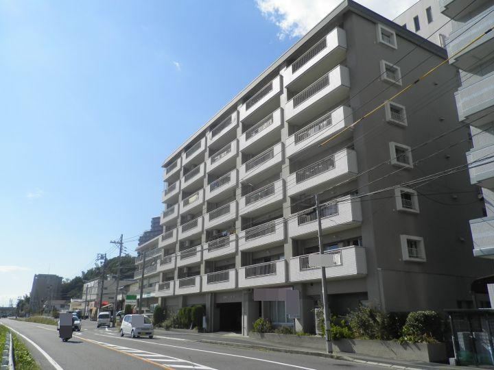 1LDK apartment in Nishi Ward, Hiroshima - Photo 1
