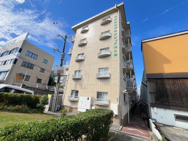 2LDK apartment in Naka Ward, Hiroshima - Photo 1