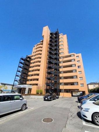 3LDK+S apartment in Koriyama