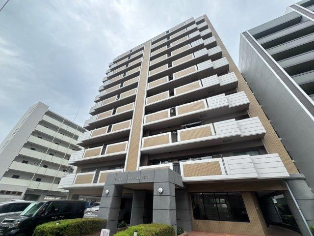 3LDK apartment in Hakata Ward, Fukuoka - Photo 1