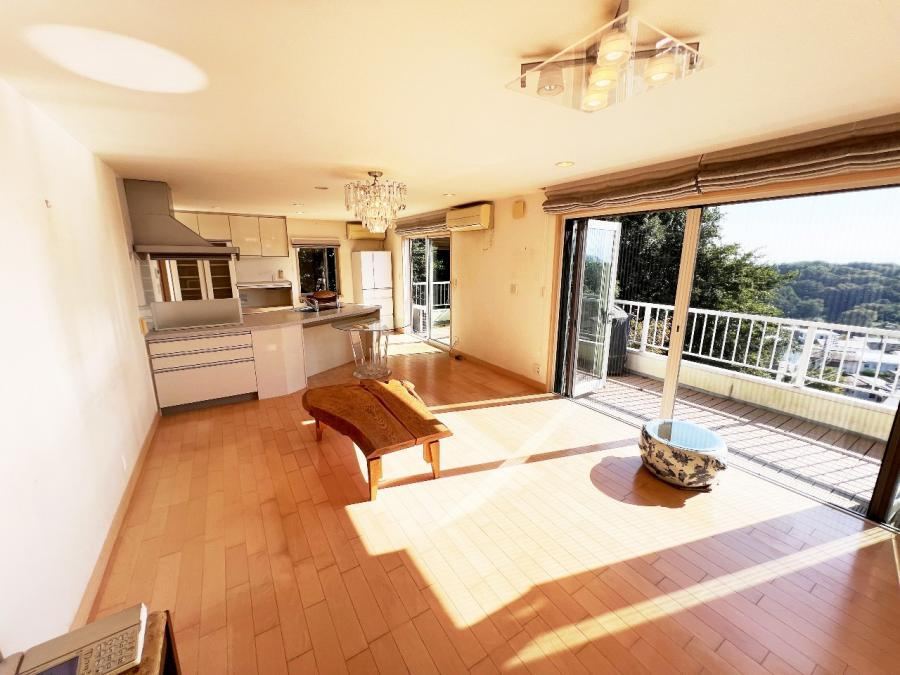 4LDK+2S house in Oiso, Naka District, Kanagawa - Photo 1