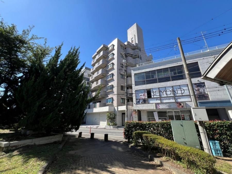 3LDK apartment in Kasukabe, Saitama - Photo 1