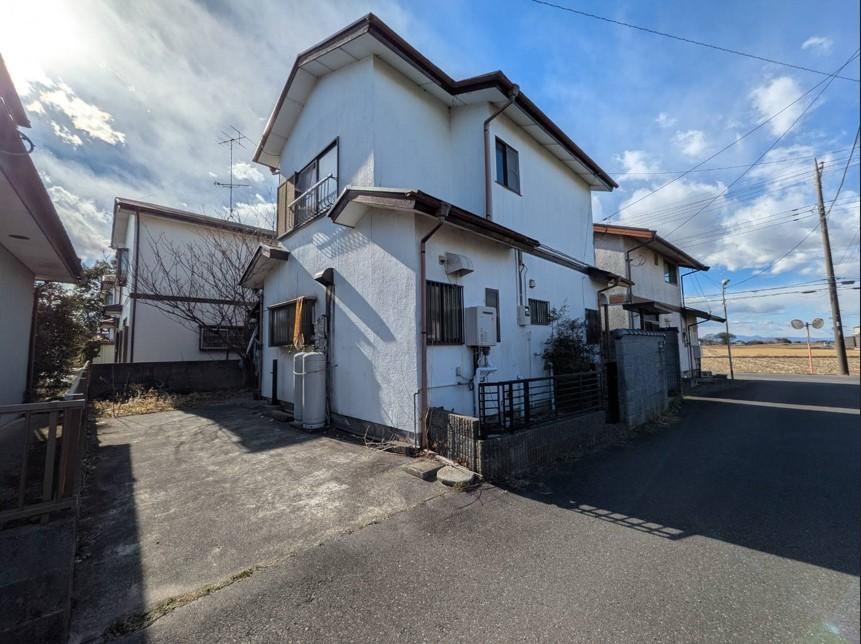 3DK house in Hanyu, Saitama - Photo 1
