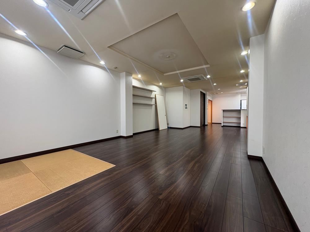 4LDK+S house in Nakagyo Ward, Kyoto - Photo 1