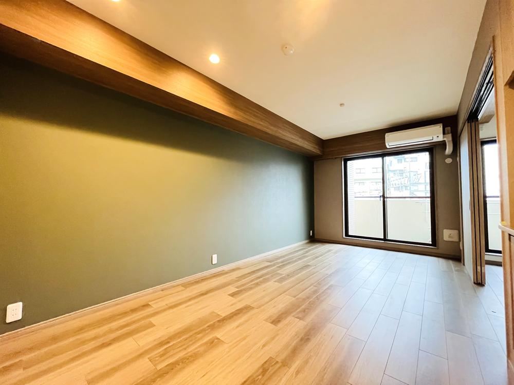 2LDK apartment in Shibuya Ward, Tokyo - Photo 1