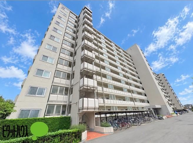 3LDK apartment in Matsudo, Chiba - Photo 1