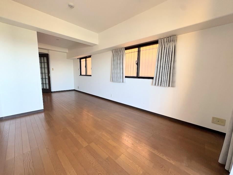 2LDK apartment in Izumisano, Osaka - Photo 1