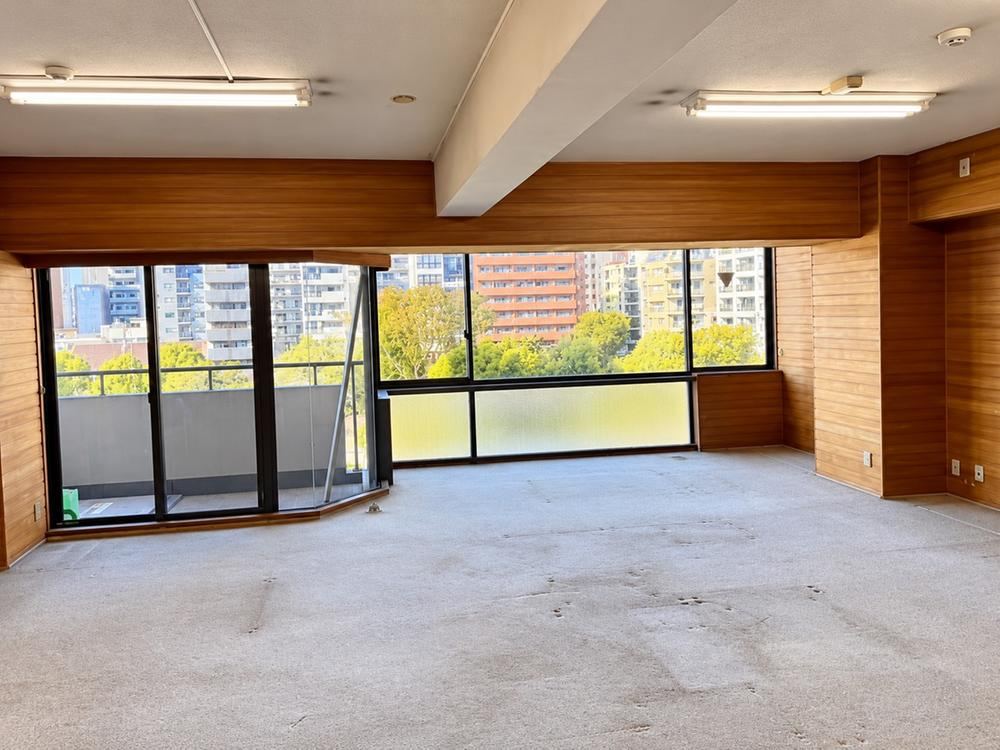 1LDK apartment in Chuo Ward, Osaka - Photo 1
