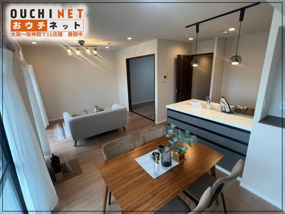 3LDK apartment in Suita, Osaka - Photo 1