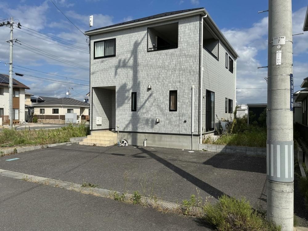 4LDK house in Ishinomaki, Miyagi - Photo 1