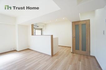 5LDK apartment in Higashinada Ward, Kobe